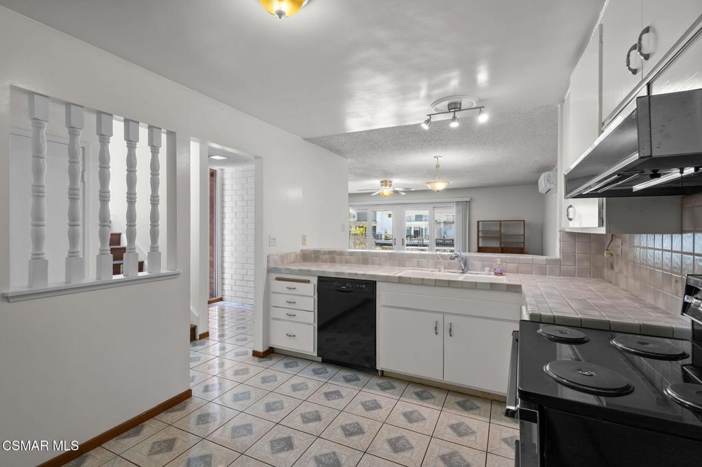 1654 Edgewater Lane Property Photo 15