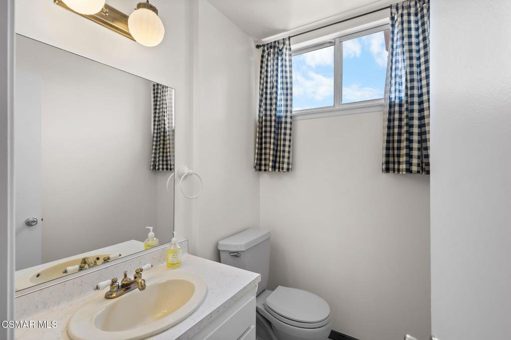 1654 Edgewater Lane Property Photo 16