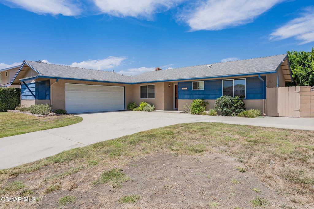 1421 Lowery Street Property Photo 6