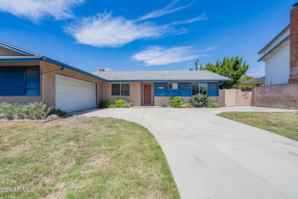 1421 Lowery Street Property Photo 8