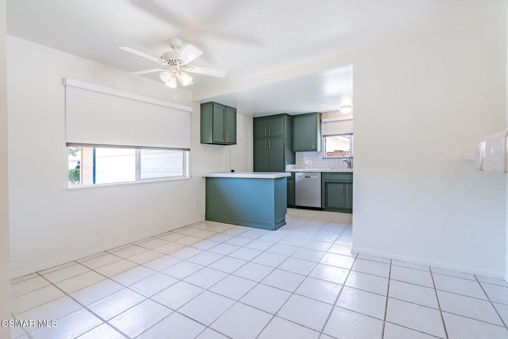 1421 Lowery Street Property Photo 20