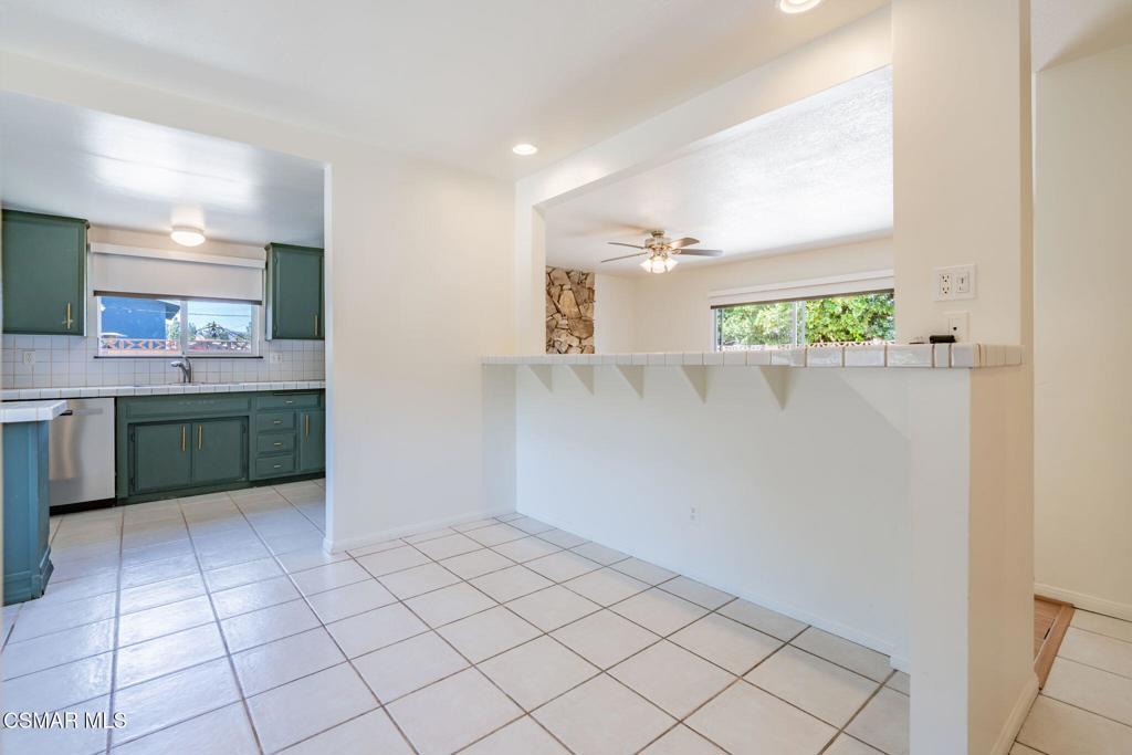 1421 Lowery Street Property Photo 22