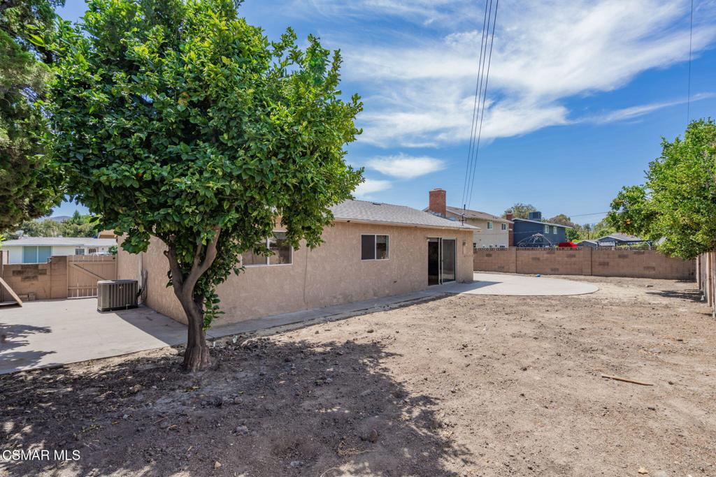 1421 Lowery Street Property Photo 50