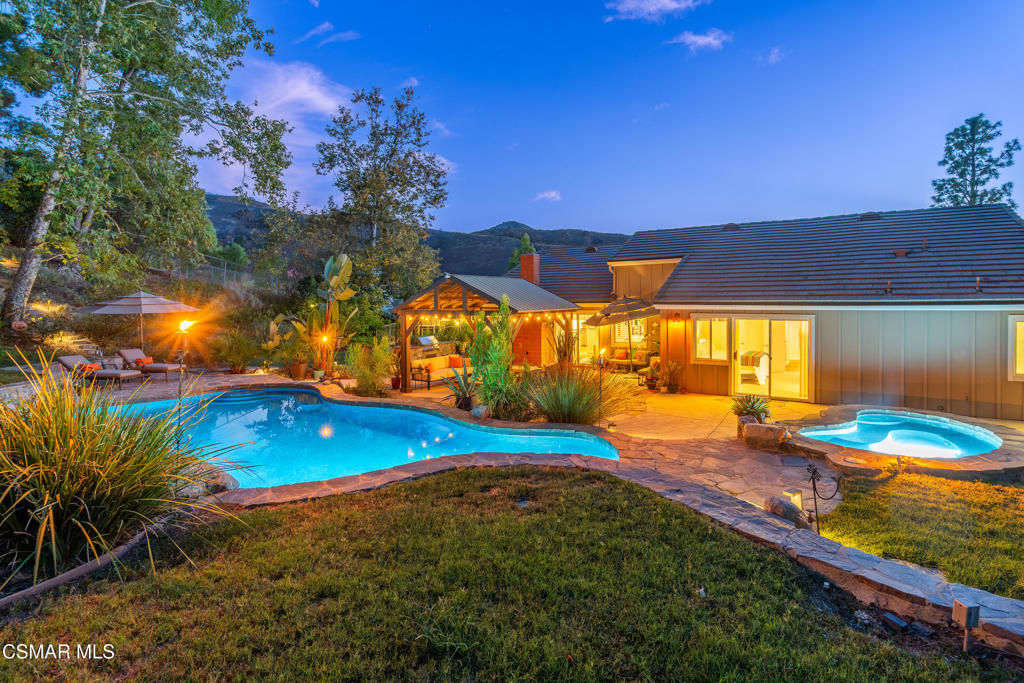 2085 Casual Court Property Photo 3