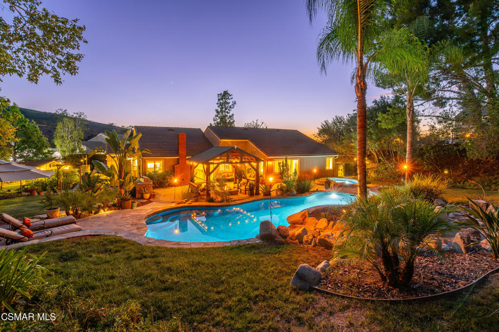 2085 Casual Court Property Photo 4