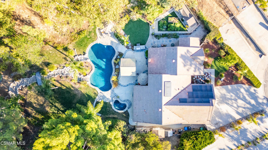 2085 Casual Court Property Photo 6