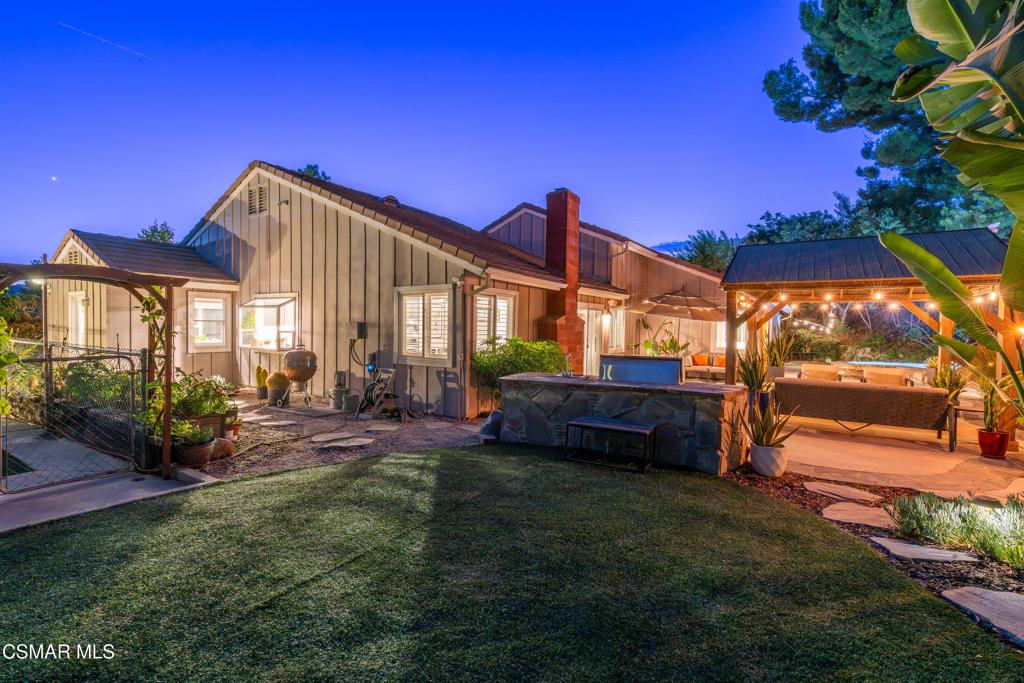 2085 Casual Court Property Photo 10