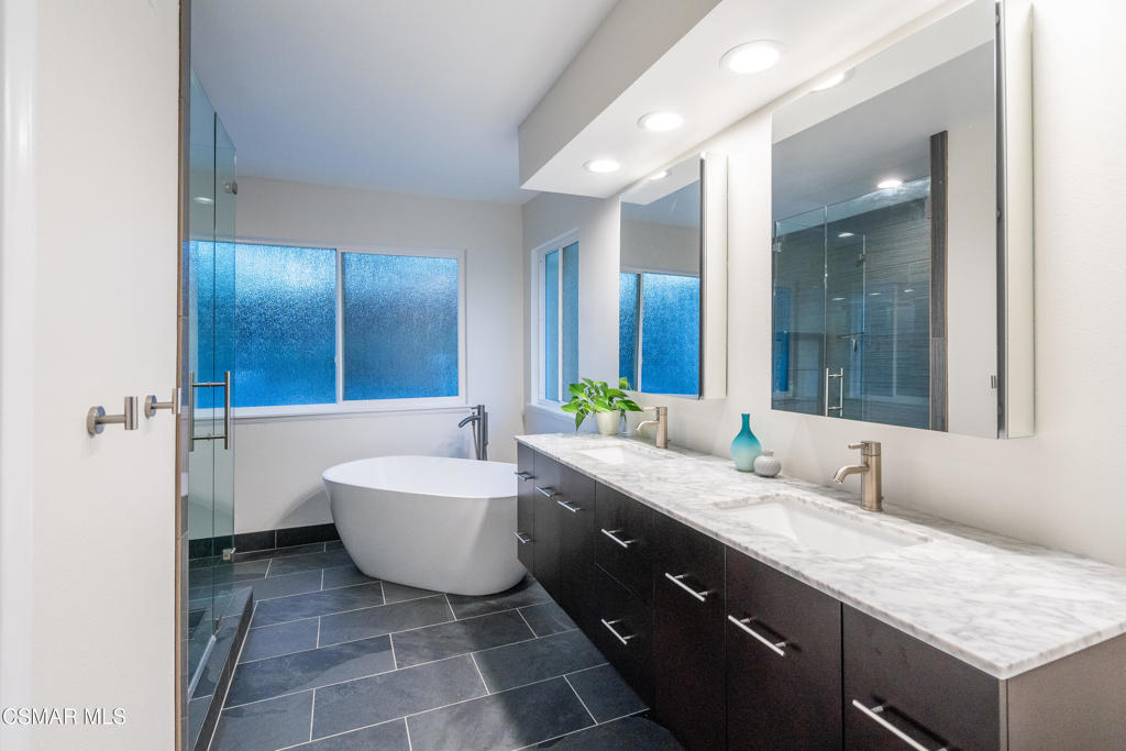 2085 Casual Court Property Photo 27