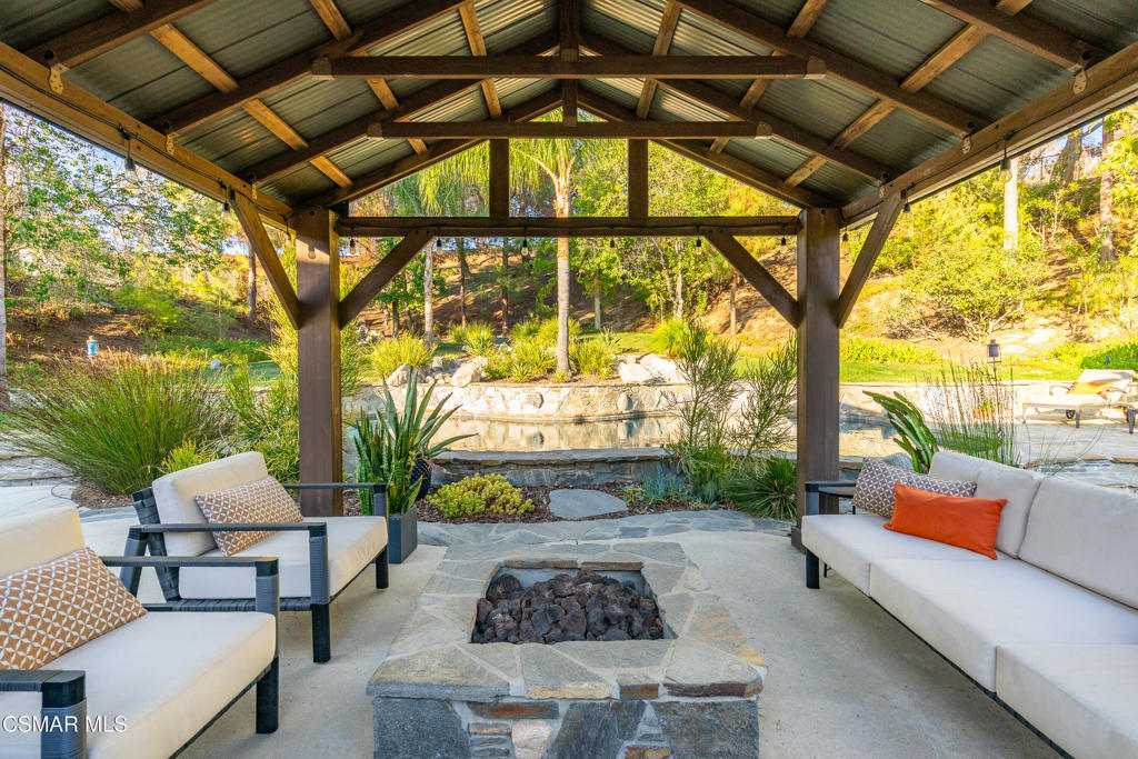 2085 Casual Court Property Photo 38