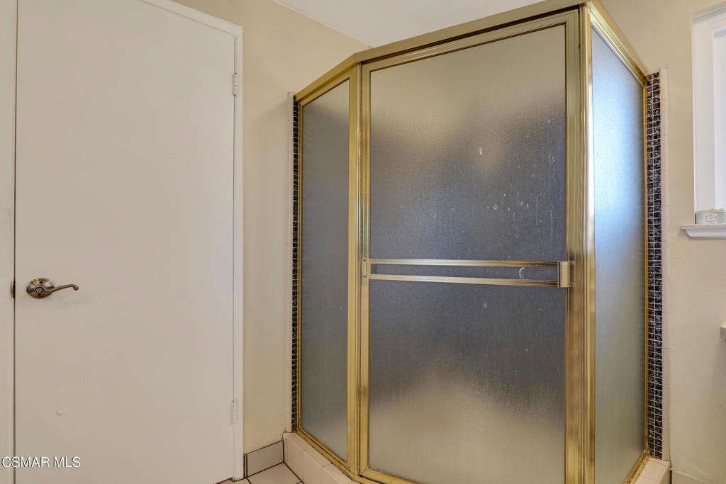 1041 Balsamo Avenue Property Photo 22
