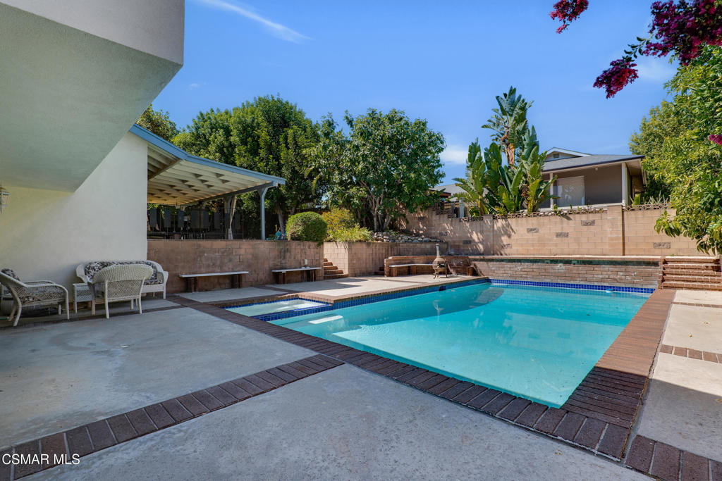 1041 Balsamo Avenue Property Photo 37