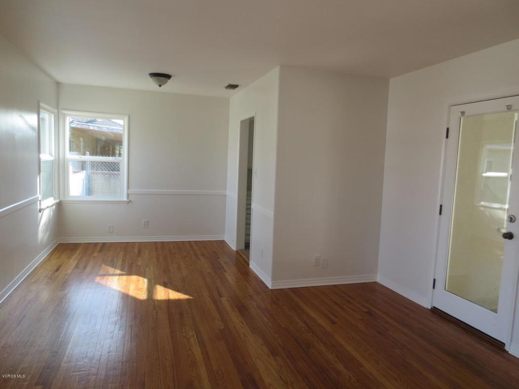 19128 Delano Street Property Photo 4