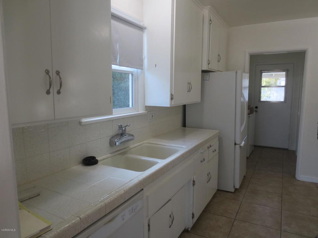 19128 Delano Street Property Photo 5