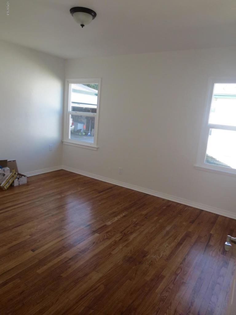 19128 Delano Street Property Photo 13