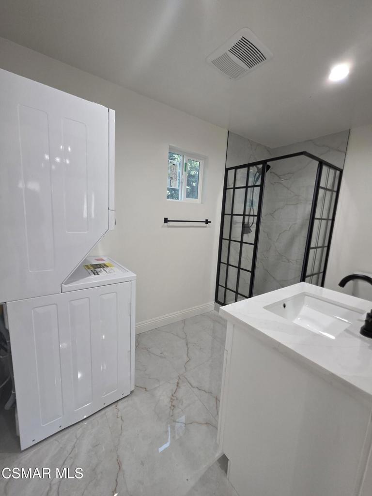 22158 Eccles Street Property Photo 4