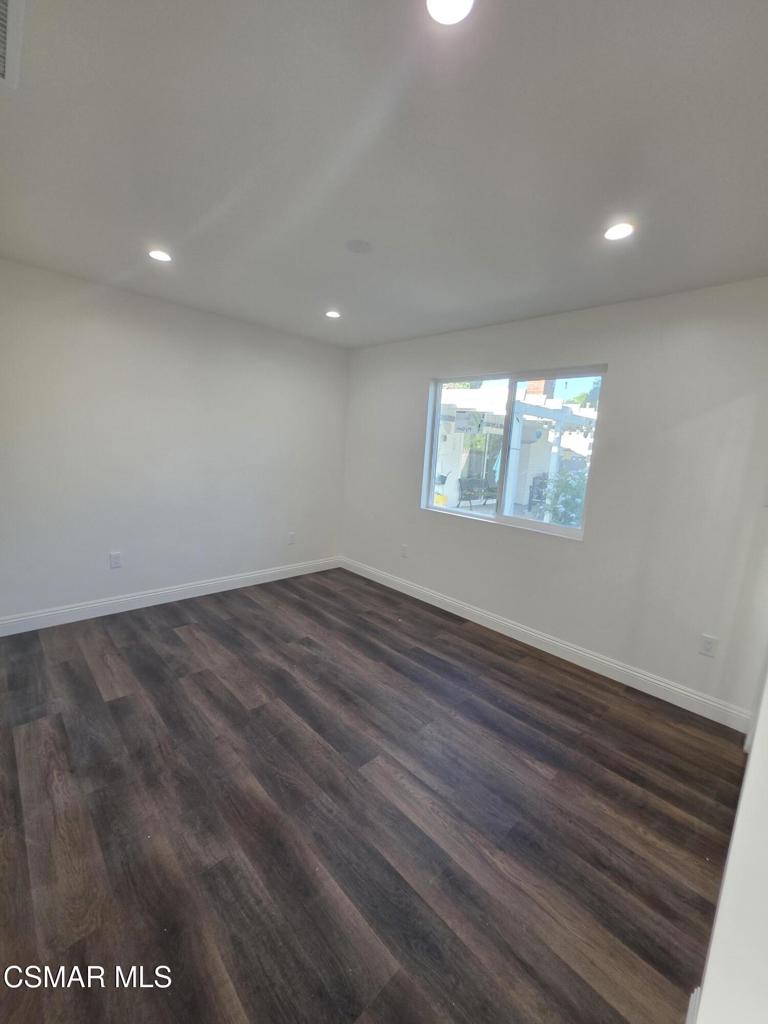 22158 Eccles Street Property Photo 11