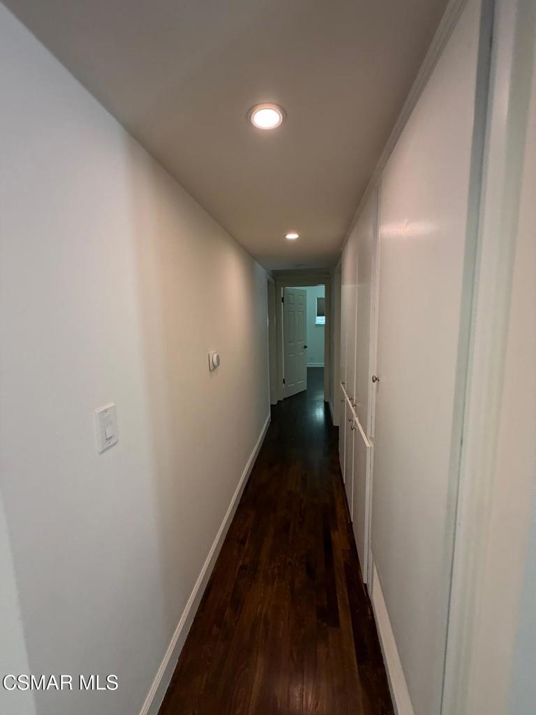 23723 Oxnard Street Property Photo 8