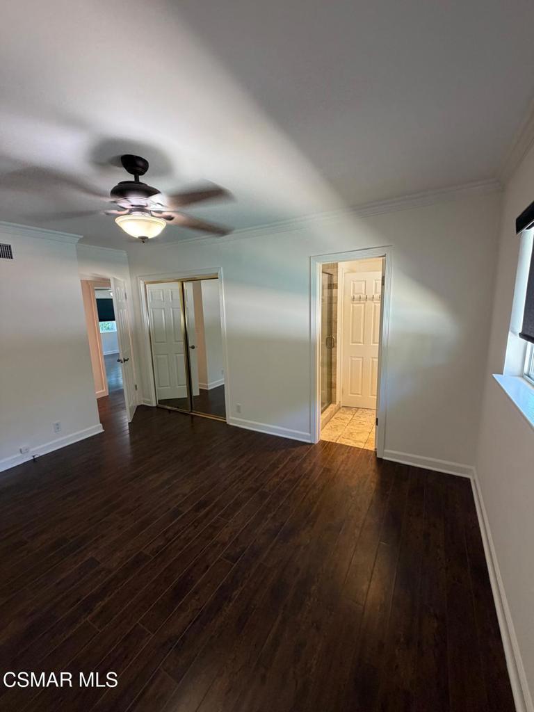 23723 Oxnard Street Property Photo 17