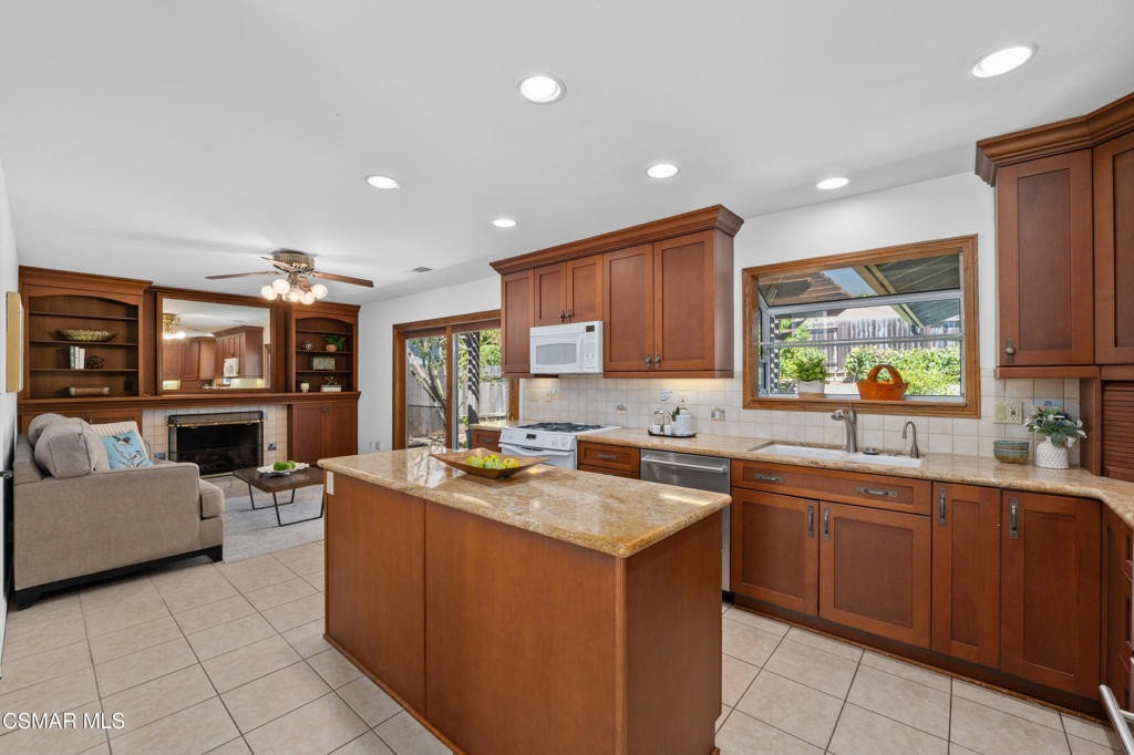 8987 Denver Street Property Photo 8