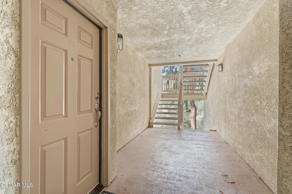 5728 Oak Bend Lane 208 Property Photo 6
