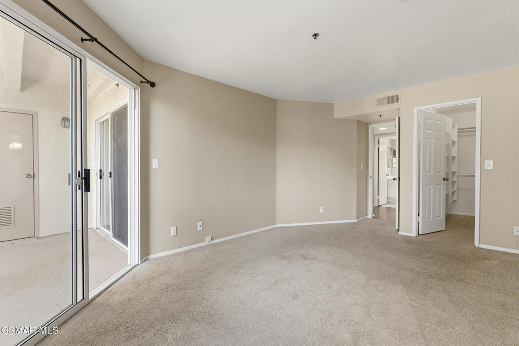 5728 Oak Bend Lane 208 Property Photo 21