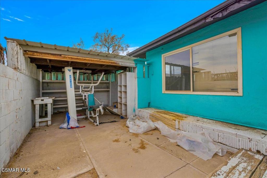 6877 Pine Avenue Property Photo 25