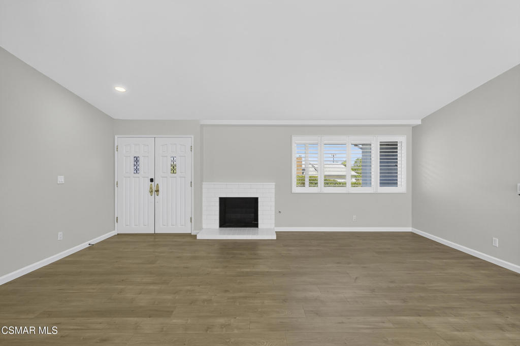 2660 Calle Limonero Property Photo 3