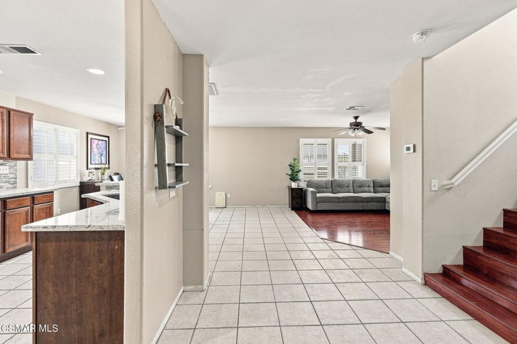 28318 Milbrook Place Property Photo 3