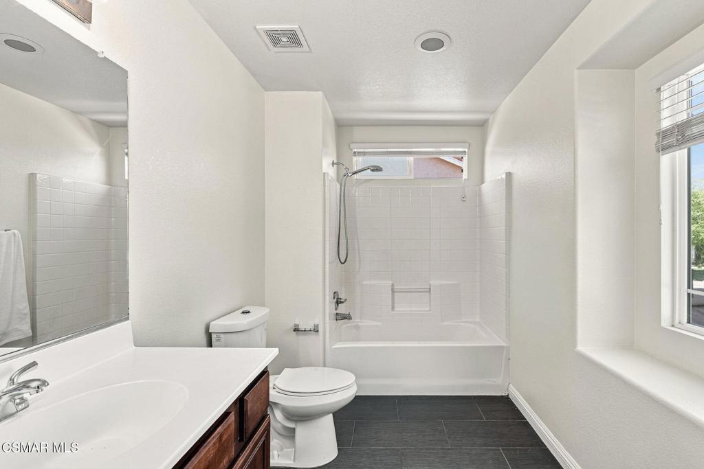 28318 Milbrook Place Property Photo 22