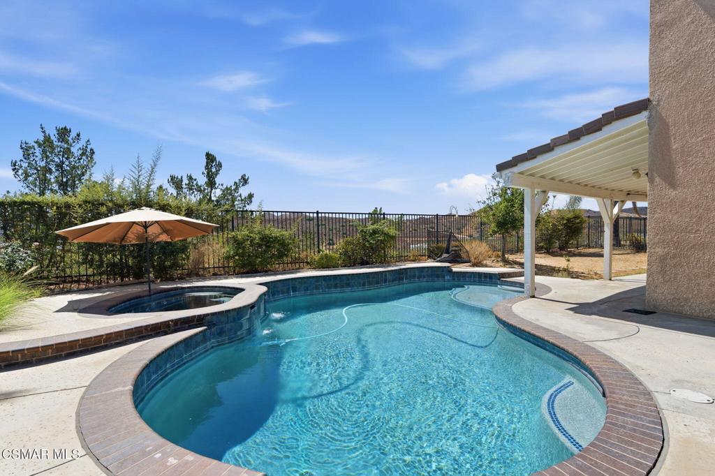 28318 Milbrook Place Property Photo 24