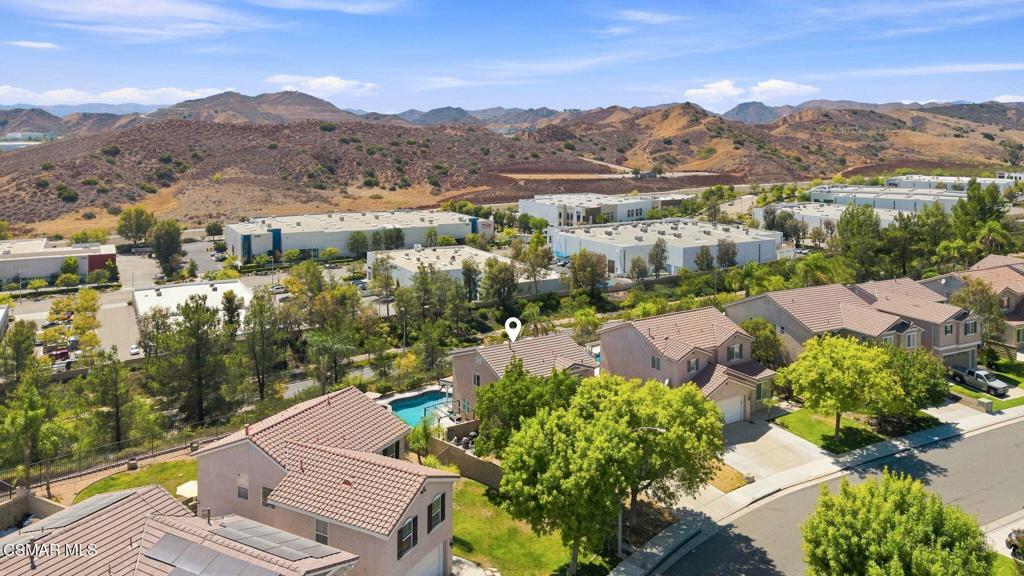 28318 Milbrook Place Property Photo 32
