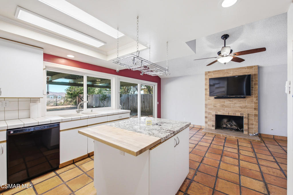 29315 Tree Hollow Property Photo 5