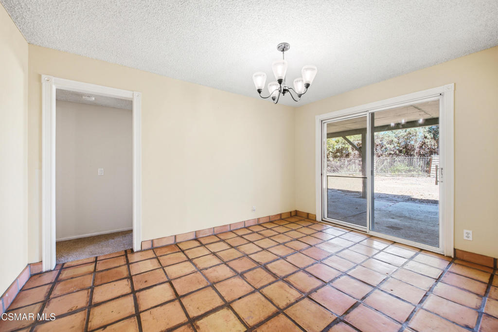 29315 Tree Hollow Property Photo 6