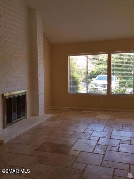 28625 Quaint Street Property Photo 6