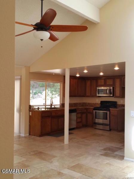 28625 Quaint Street Property Photo 13