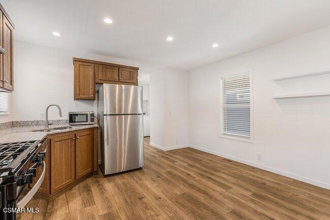 2193 Los Feliz Drive 63 Property Photo 11