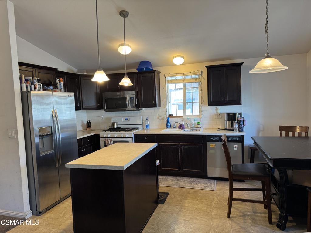 7 Katy Lane Property Photo 7