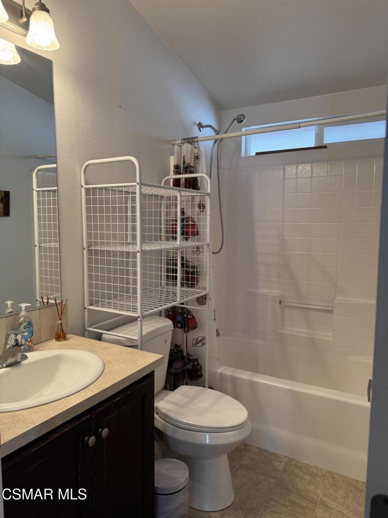 7 Katy Lane Property Photo 15