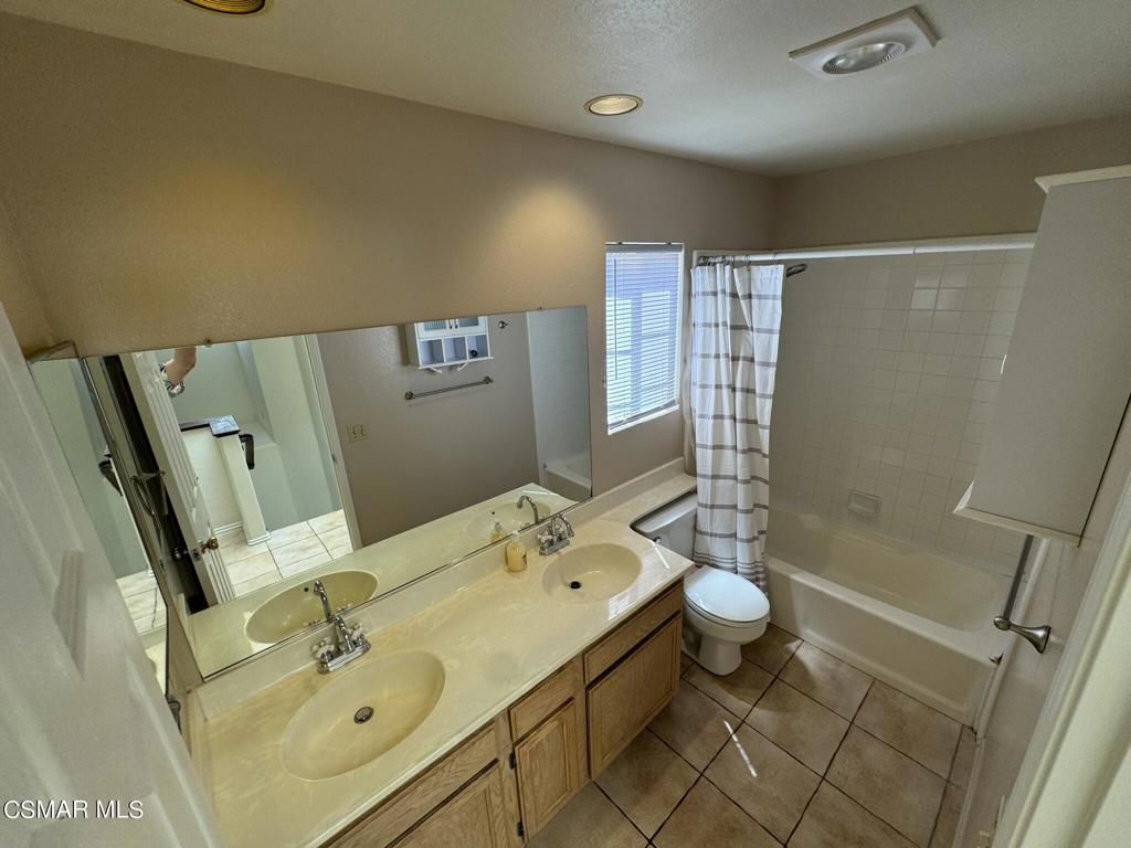 18635 Nathan Hill Drive 11 Property Photo 24