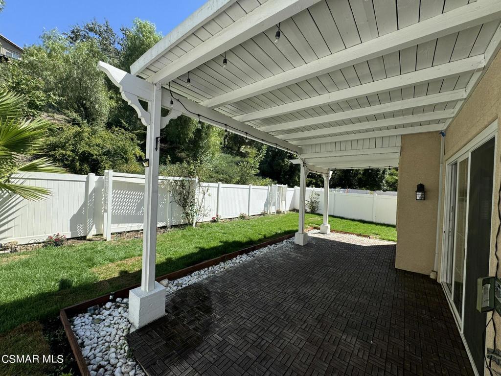 18635 Nathan Hill Drive 11 Property Photo 32