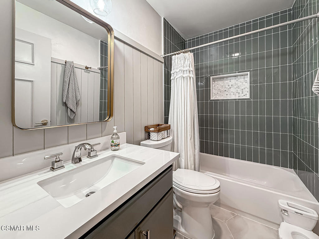 2896 Wanda Avenue Property Photo 25