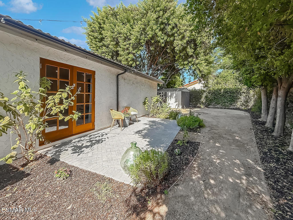 2896 Wanda Avenue Property Photo 42