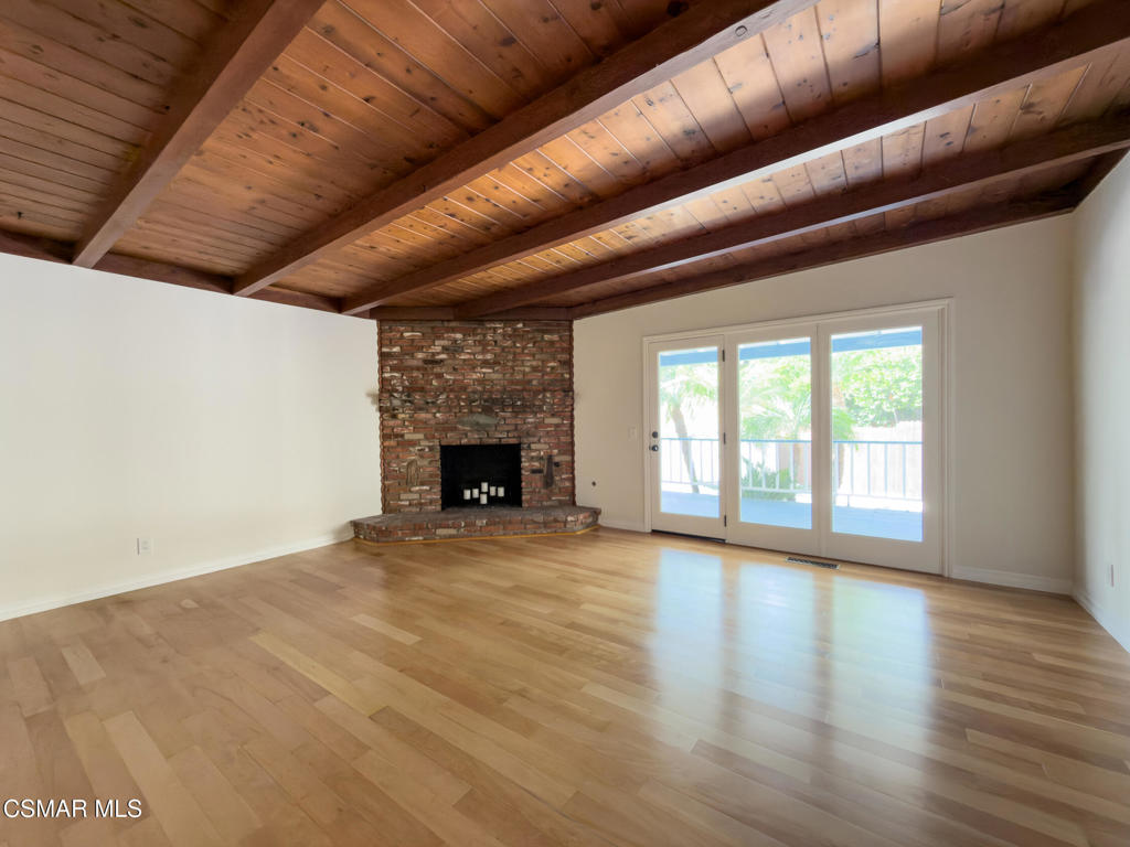 3932 Mayfield Avenue Property Photo 10