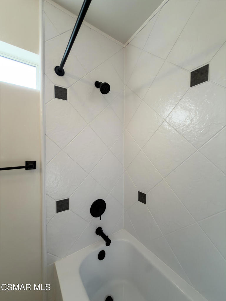 3932 Mayfield Avenue Property Photo 25