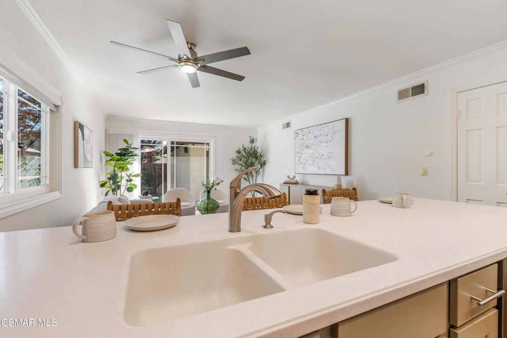 1124 Bright Glen Circle Property Photo 12