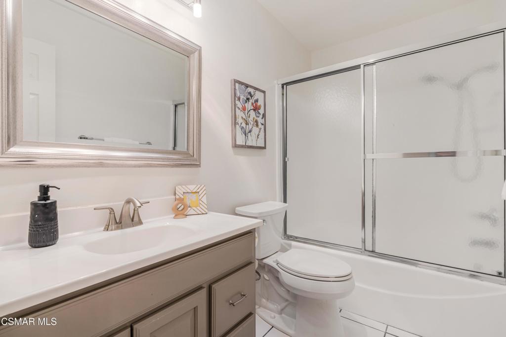 1124 Bright Glen Circle Property Photo 18