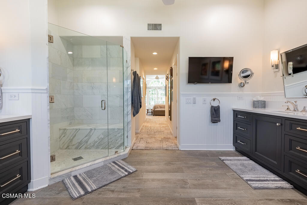 2491 Swanfield Court Property Photo 41
