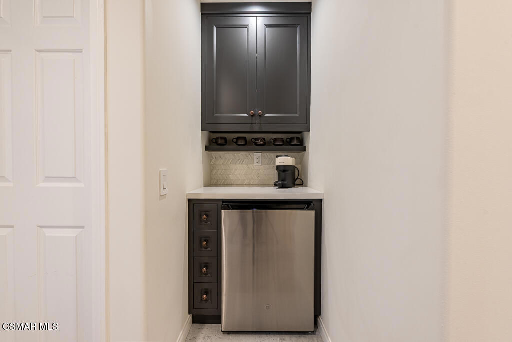 2491 Swanfield Court Property Photo 45