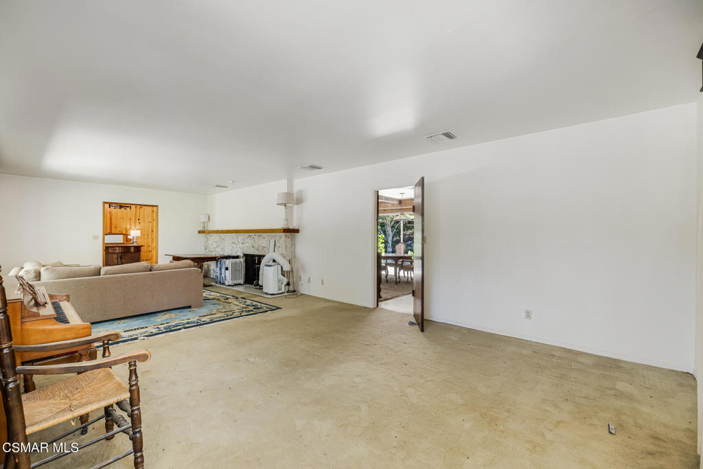 25820 Piuma Road Property Photo 10