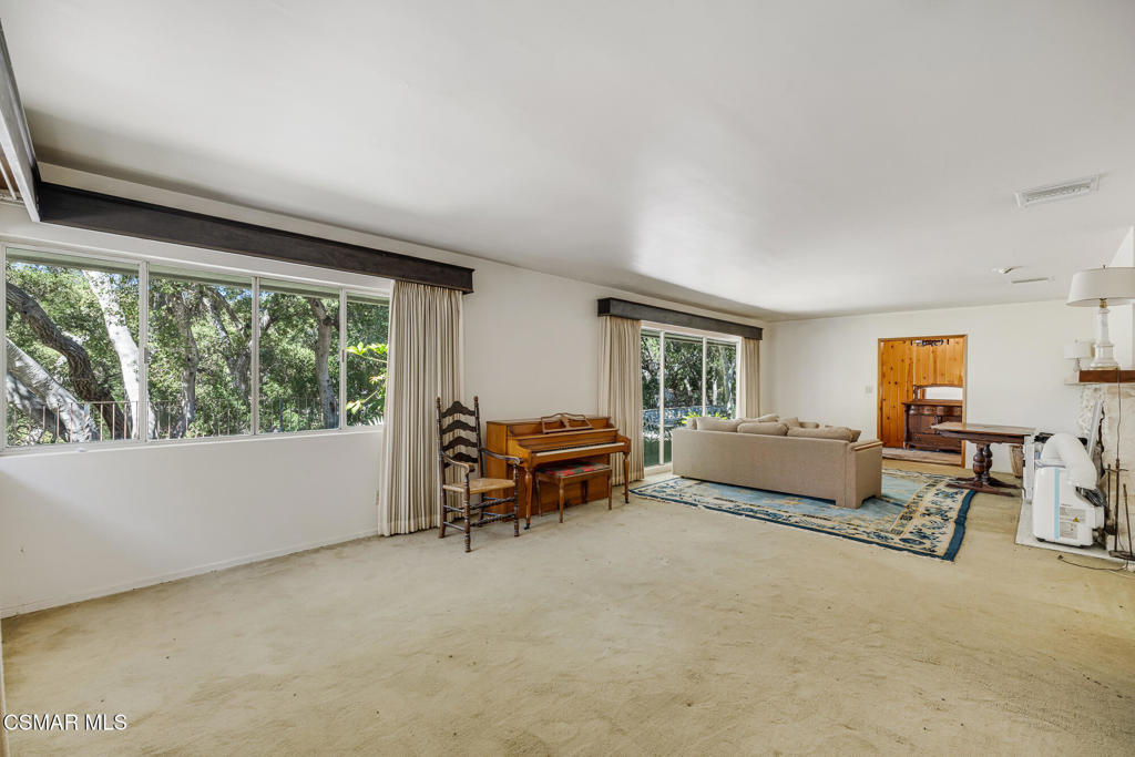 25820 Piuma Road Property Photo 11
